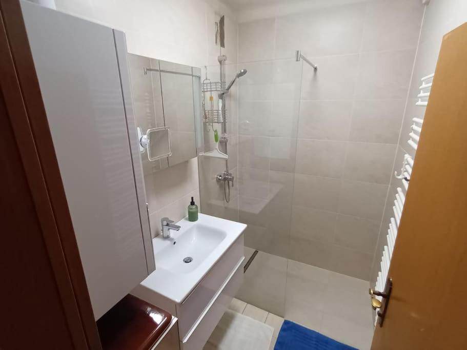 Modernes Apartment In Wien Zewnętrze zdjęcie