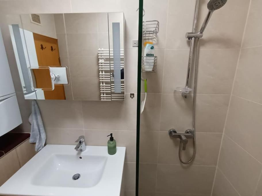 Modernes Apartment In Wien Zewnętrze zdjęcie